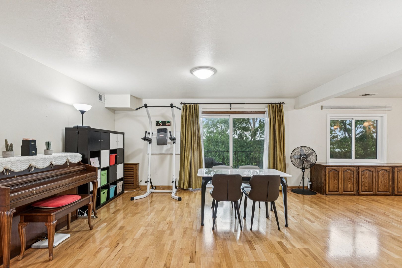 522 East Algonquin Road, Unit 201 Schaumburg, IL 60173 - Photo 6 of 27 a living room with furniture and a wooden floor