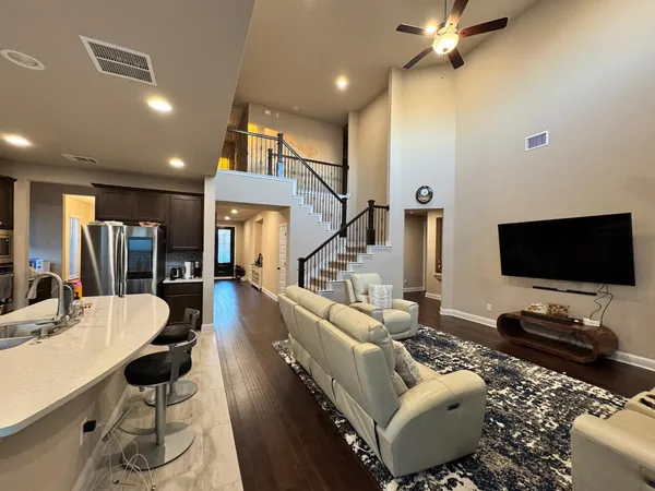 $3,200 | 3341 Balboa Way, Round Rock, TX 78665