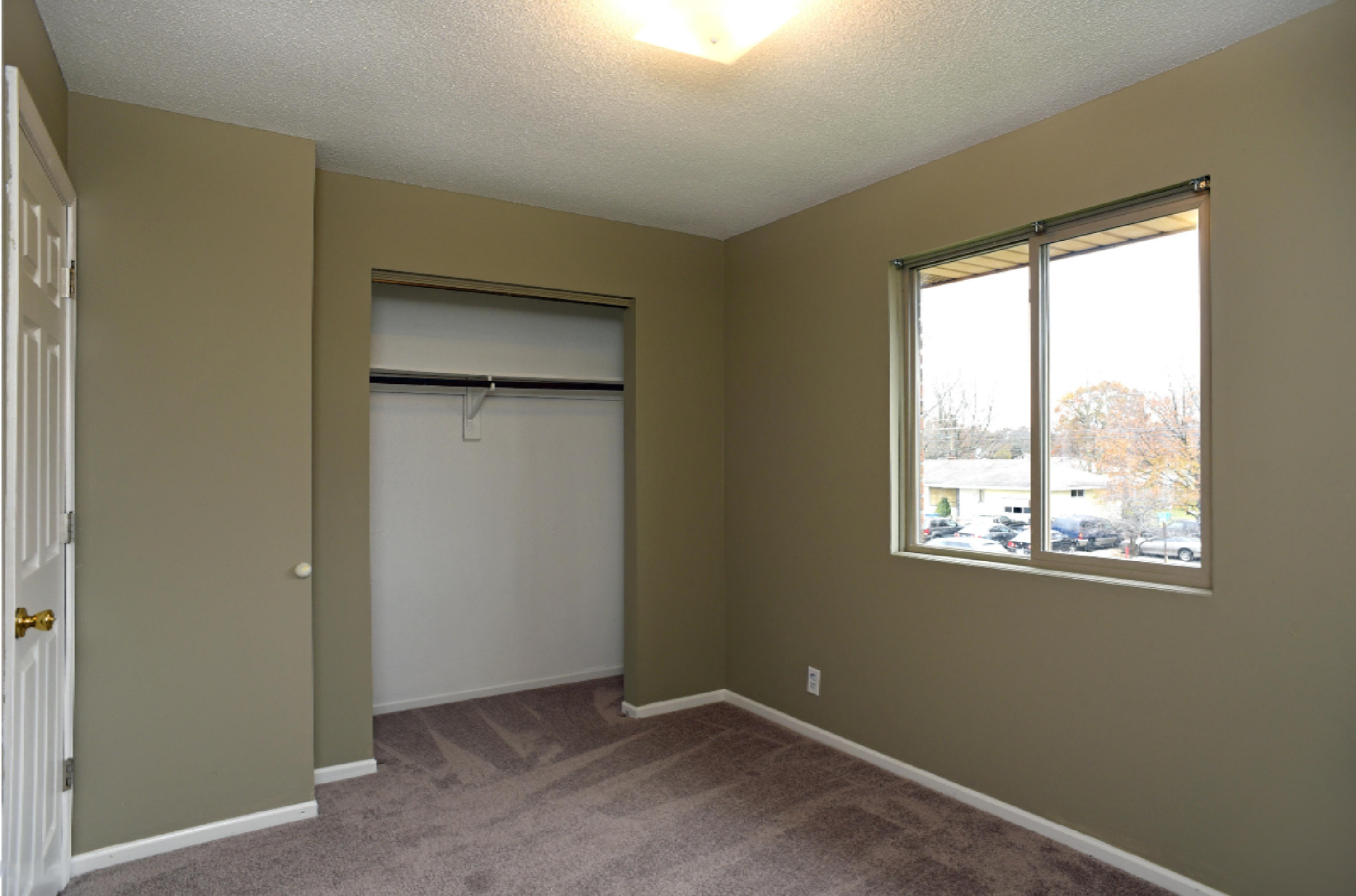 305 Riley Street, Unit 8 Holland, MI 49424 - Photo 9 of 14 _ Bedroom