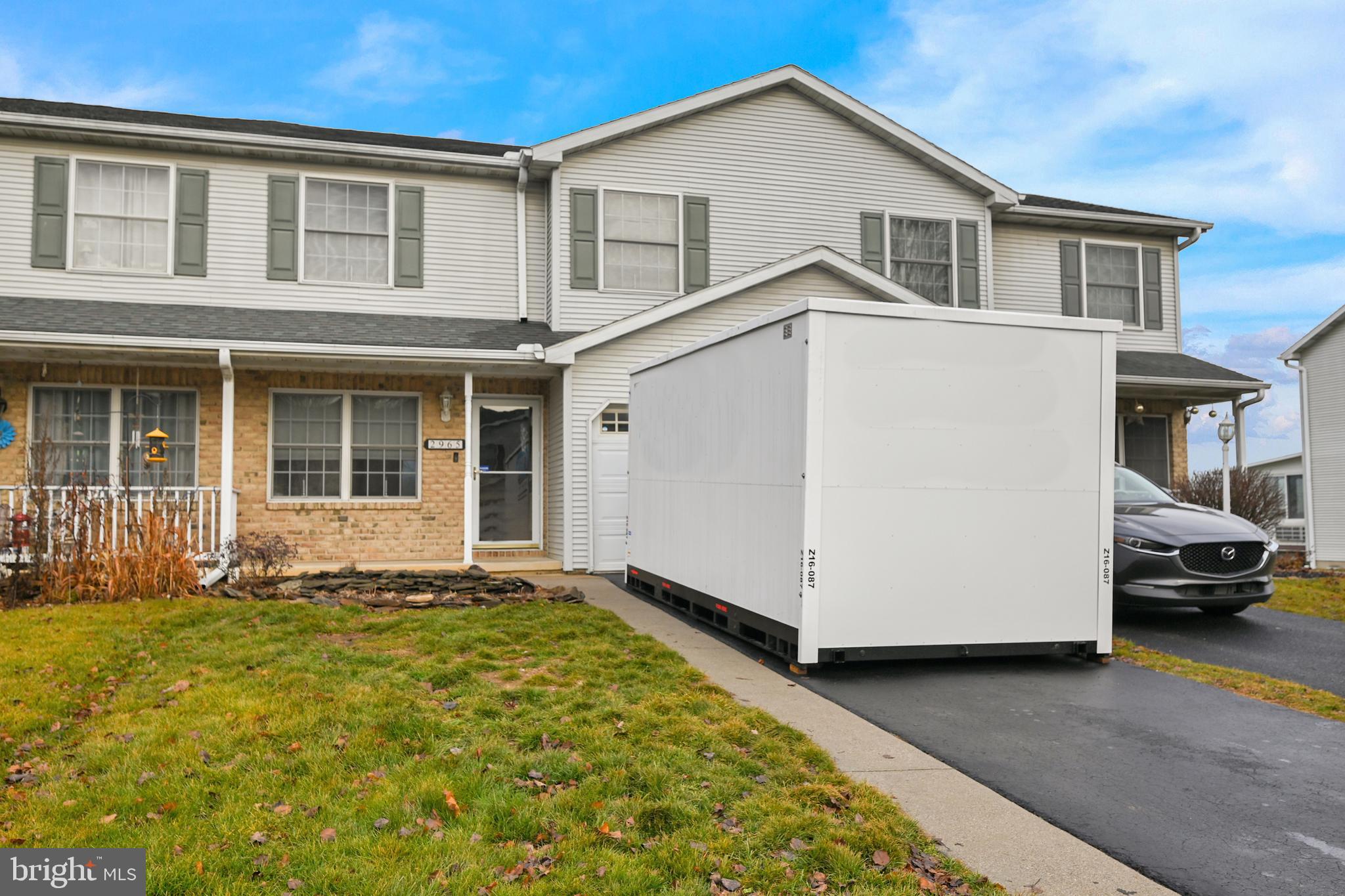 2965 Robin Road York, PA 17404 - Photo 1 of 33 Gallery Image 1
