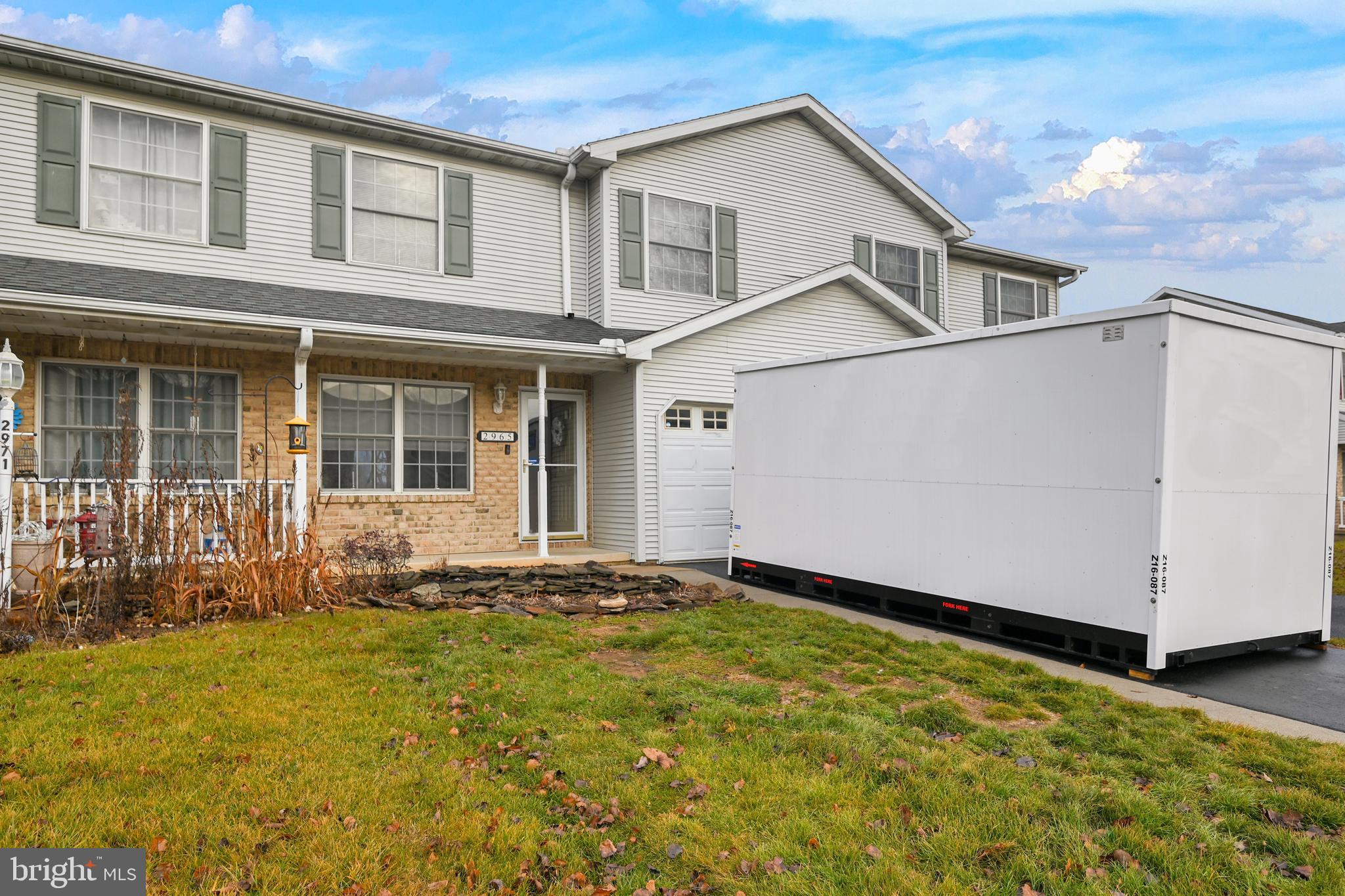 2965 Robin Road York, PA 17404 - Photo 3 of 33 Gallery Image 3