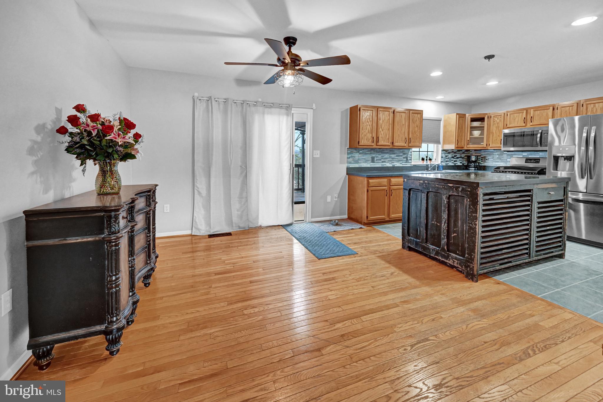 2965 Robin Road York, PA 17404 - Photo 8 of 33 Gallery Image 8