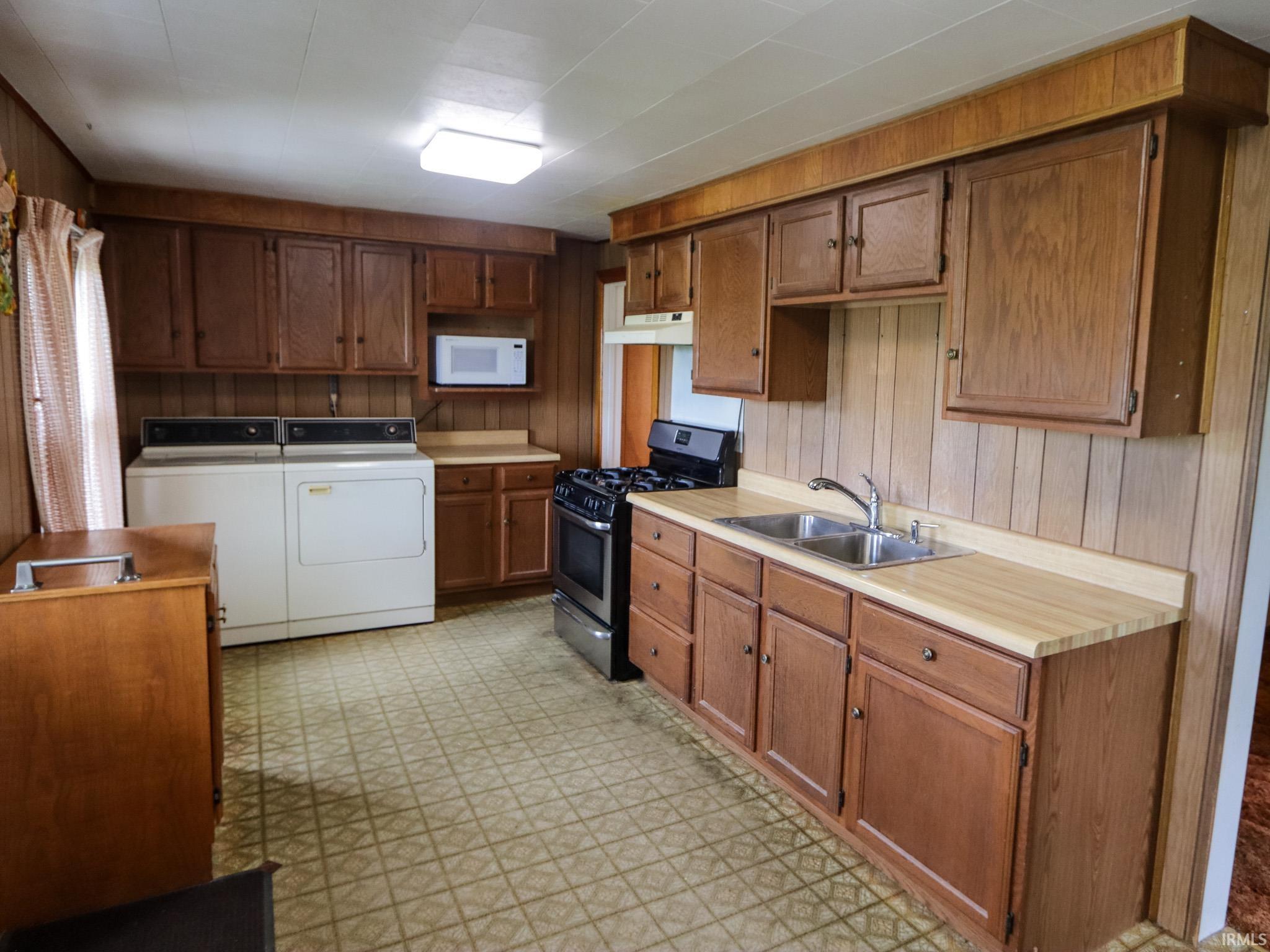 8817 West Gardner Road Bloomington, IN 47403 - Photo 11 of 20