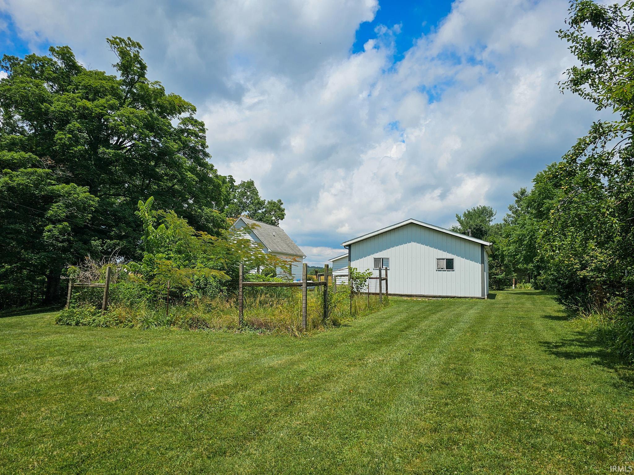 8817 West Gardner Road Bloomington, IN 47403 - Photo 7 of 20