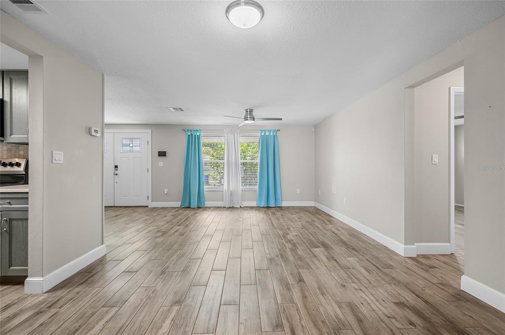 1132 Piedmont Road Venice, FL 34293 - Photo 8 of 52