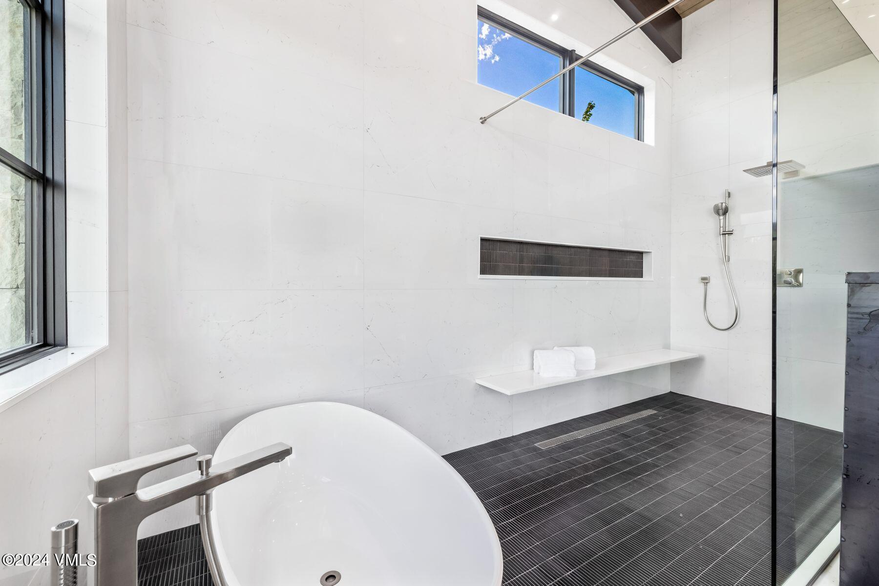 636 Saddle Ridge Loop Edwards, CO 81632 - Photo 35 of 46 a bathroom with a sink and a mirror