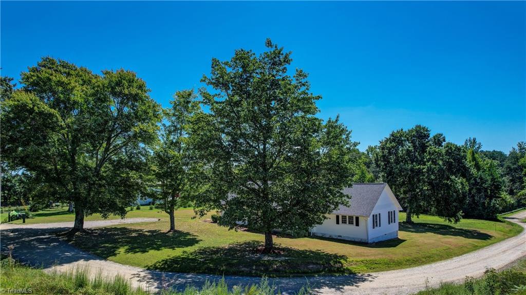 211 Boaz Road Ruffin, NC 27326 - Photo 5 of 31