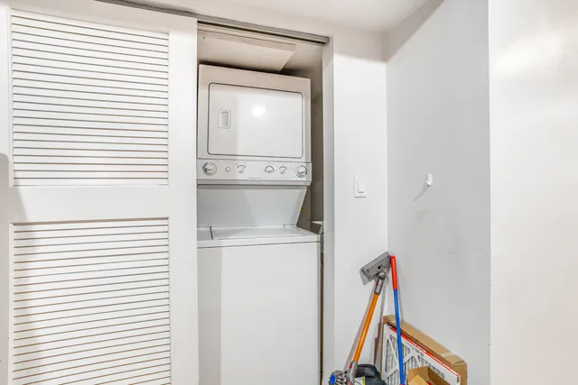 $205,000 | 5700 North Maplewood Avenue, Unit G, Chicago, IL 60659