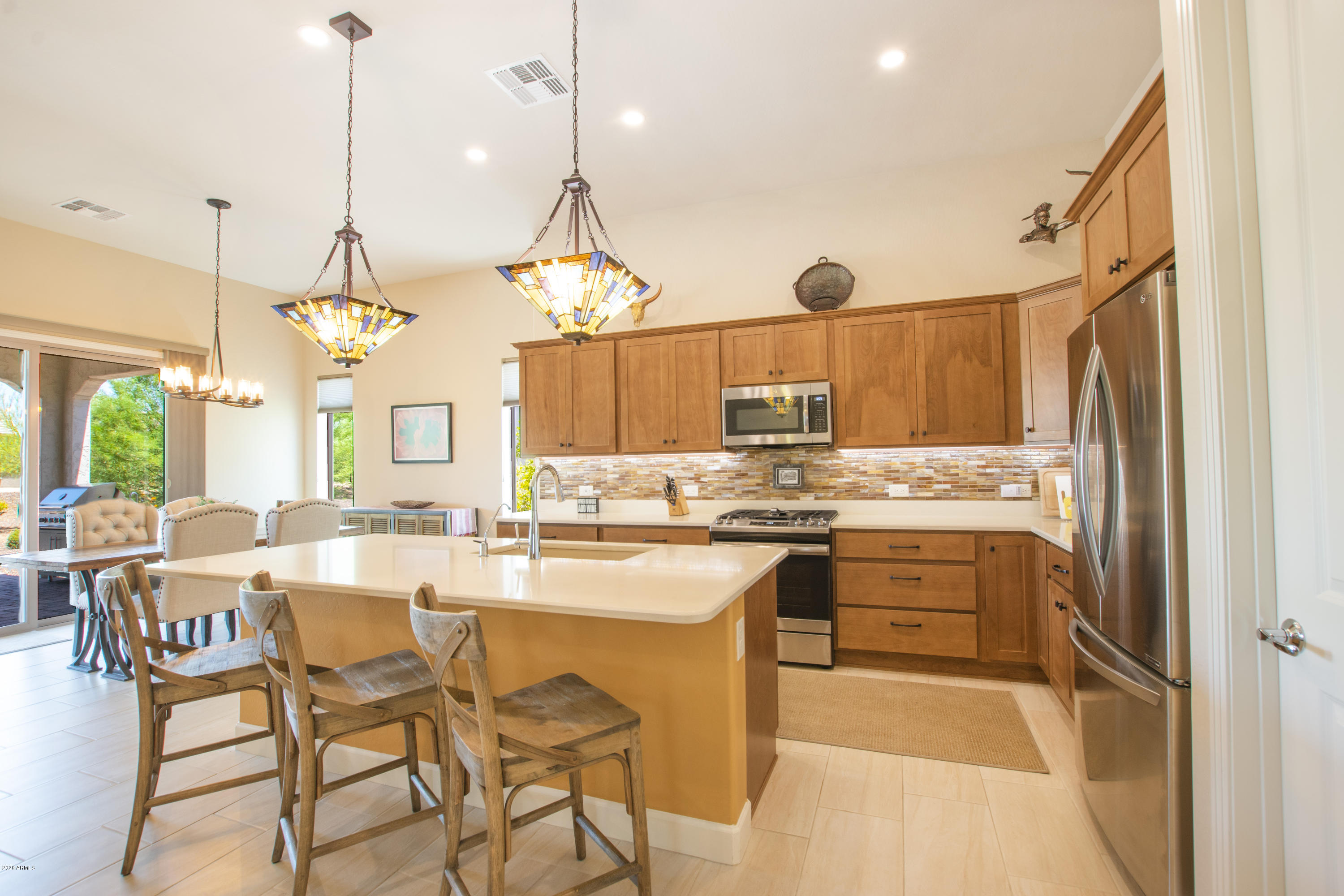16906 West Almeria Road Goodyear, AZ 85395 - Photo 11 of 36 Kitchen2
