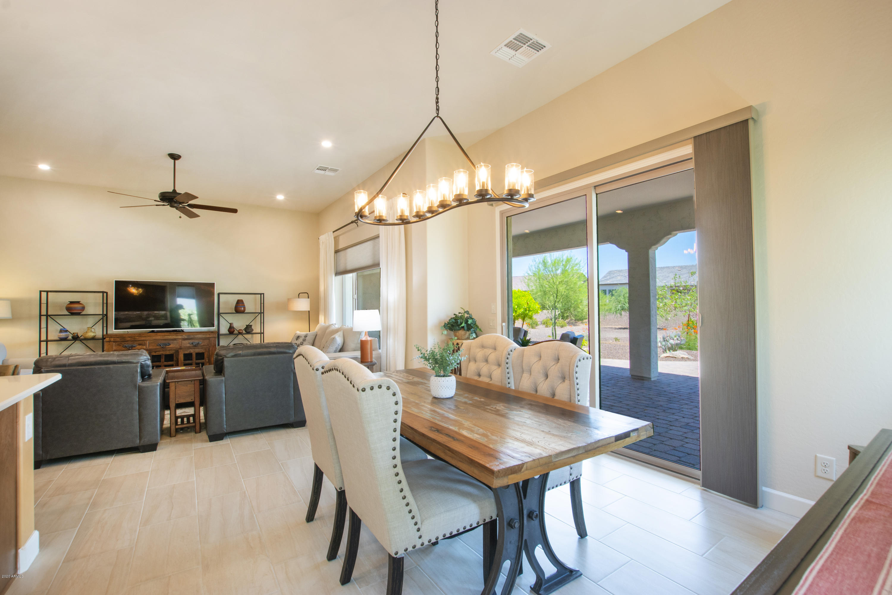 16906 West Almeria Road Goodyear, AZ 85395 - Photo 17 of 36 Dining4