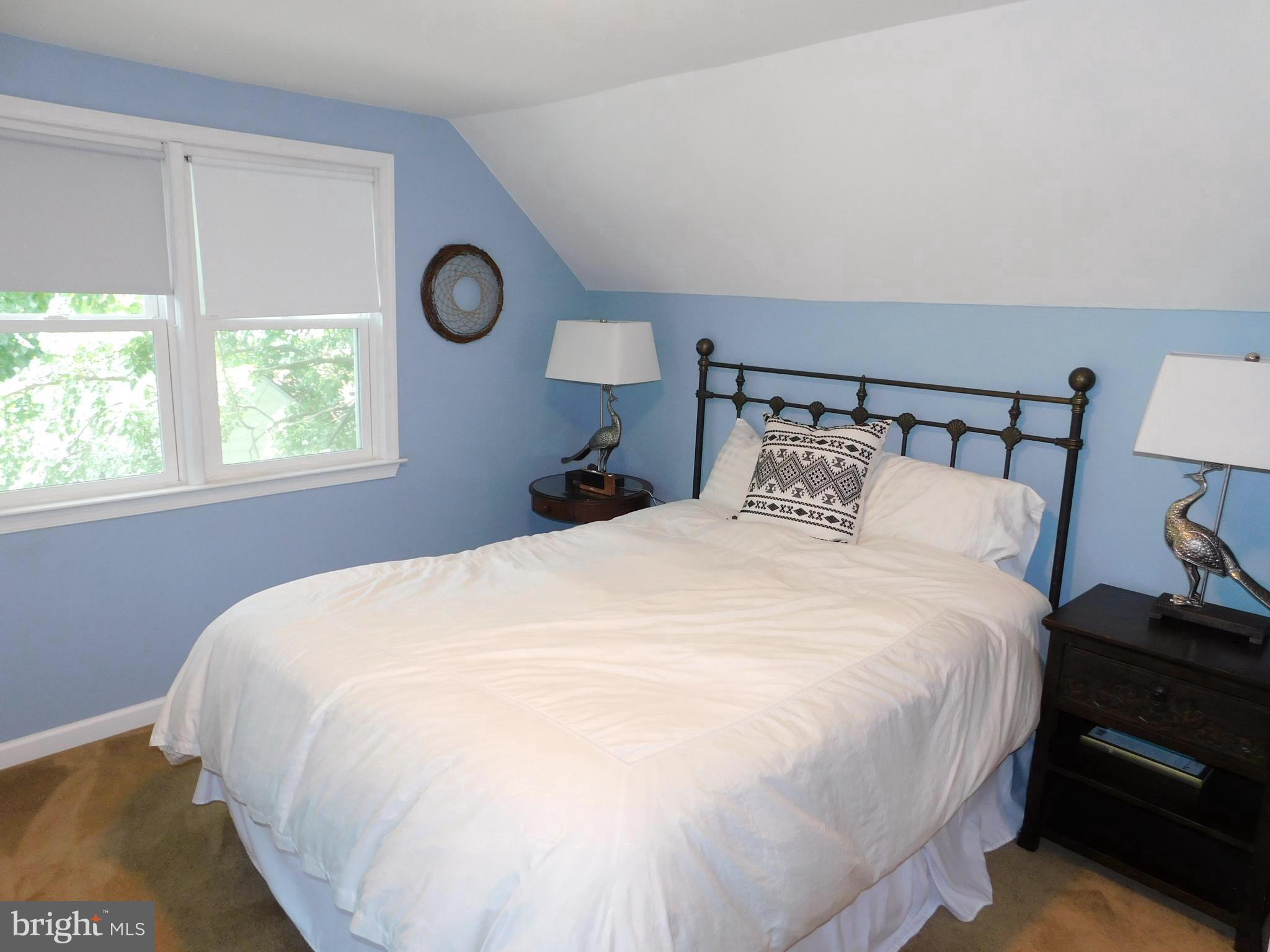 522 Cleveland Road Linthicum Heights, MD 21090 - Photo 15 of 25 Upper Level Master Bedroom