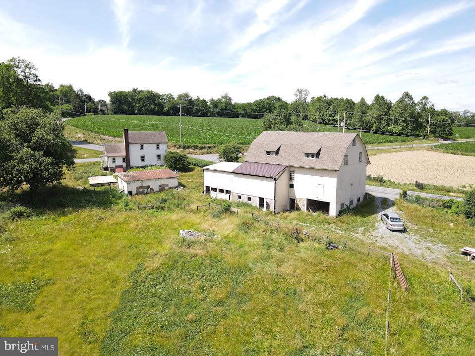2296 Valley Road Manheim, PA 17545 - Photo 45 of 80