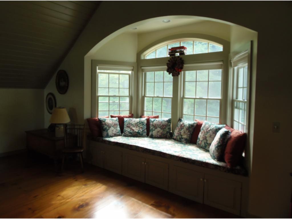 57 South Street Walpole, NH 03608 - Photo 4 of 40 Gallery Image 4