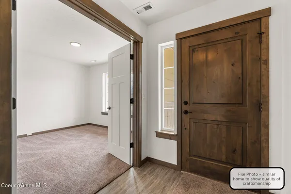 $473,500 | 796 East Valley Street South, Oldtown, ID 83822