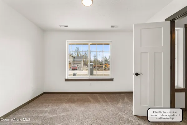 $473,500 | 796 East Valley Street South, Oldtown, ID 83822