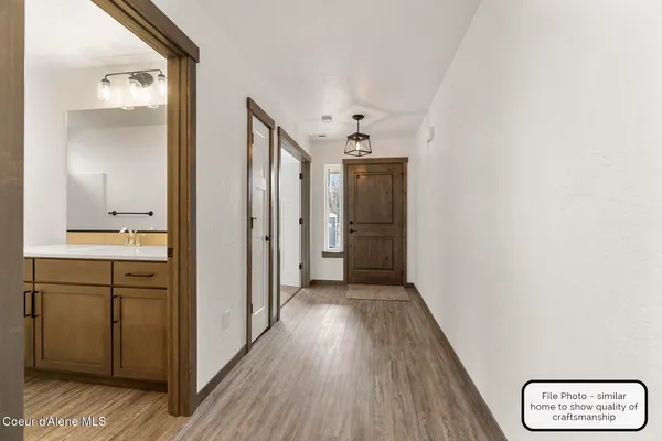 $473,500 | 796 East Valley Street South, Oldtown, ID 83822