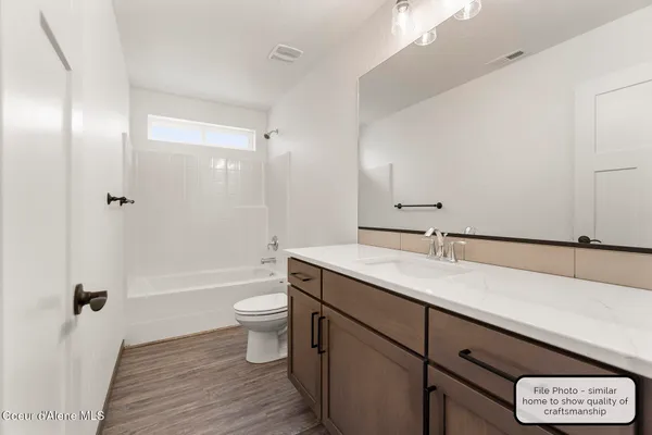 $473,500 | 796 East Valley Street South, Oldtown, ID 83822