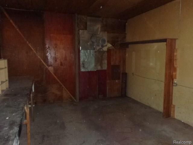 1819 Maple Road Smiths Creek, MI 48074 - Photo 4 of 18 2014-08-27 09.55