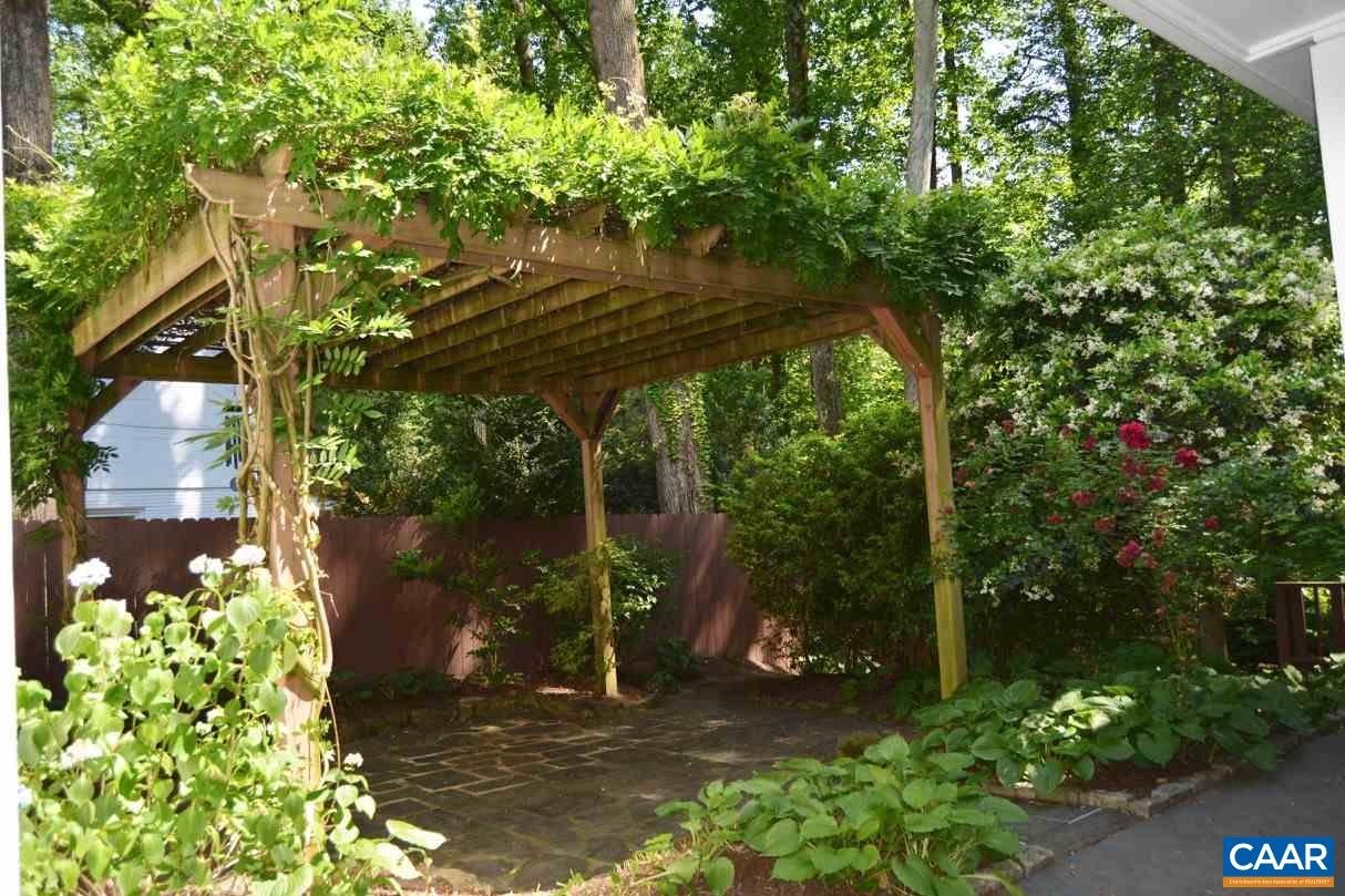 1858 Field Road Charlottesville, VA 22903 - Photo 14 of 34 Gallery Image 14