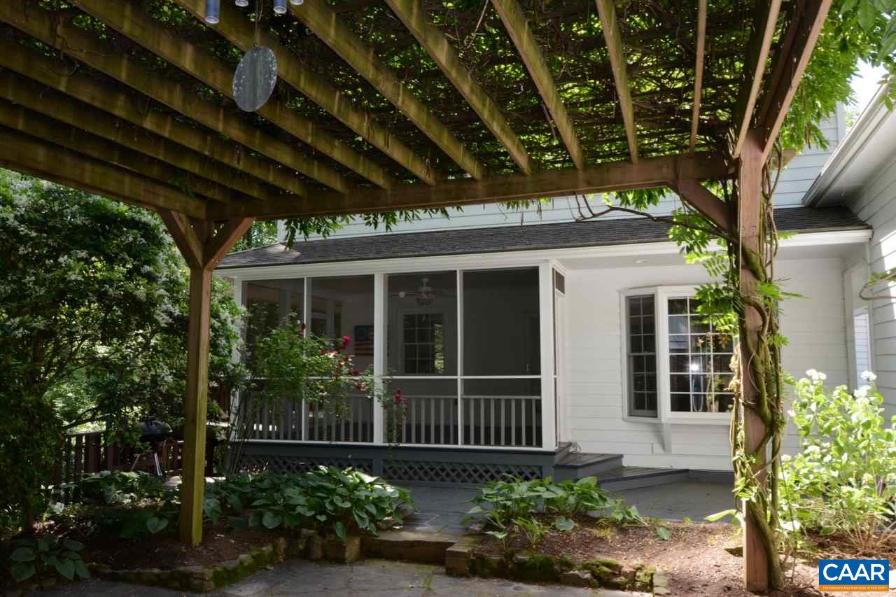 1858 Field Road Charlottesville, VA 22903 - Photo 15 of 34 Gallery Image 15