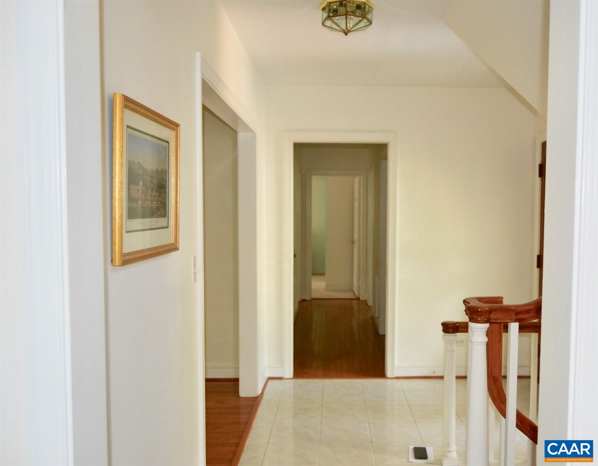 1858 Field Road Charlottesville, VA 22903 - Photo 3 of 34 Gallery Image 3