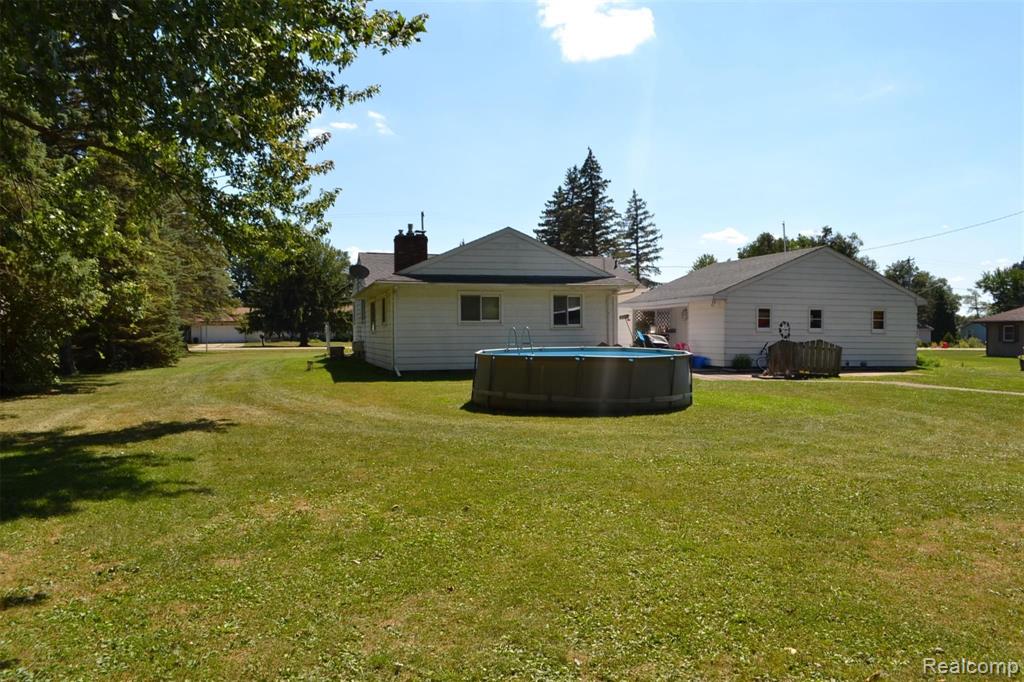 10069 Clark Road Davison, MI 48423 - Photo 2 of 53