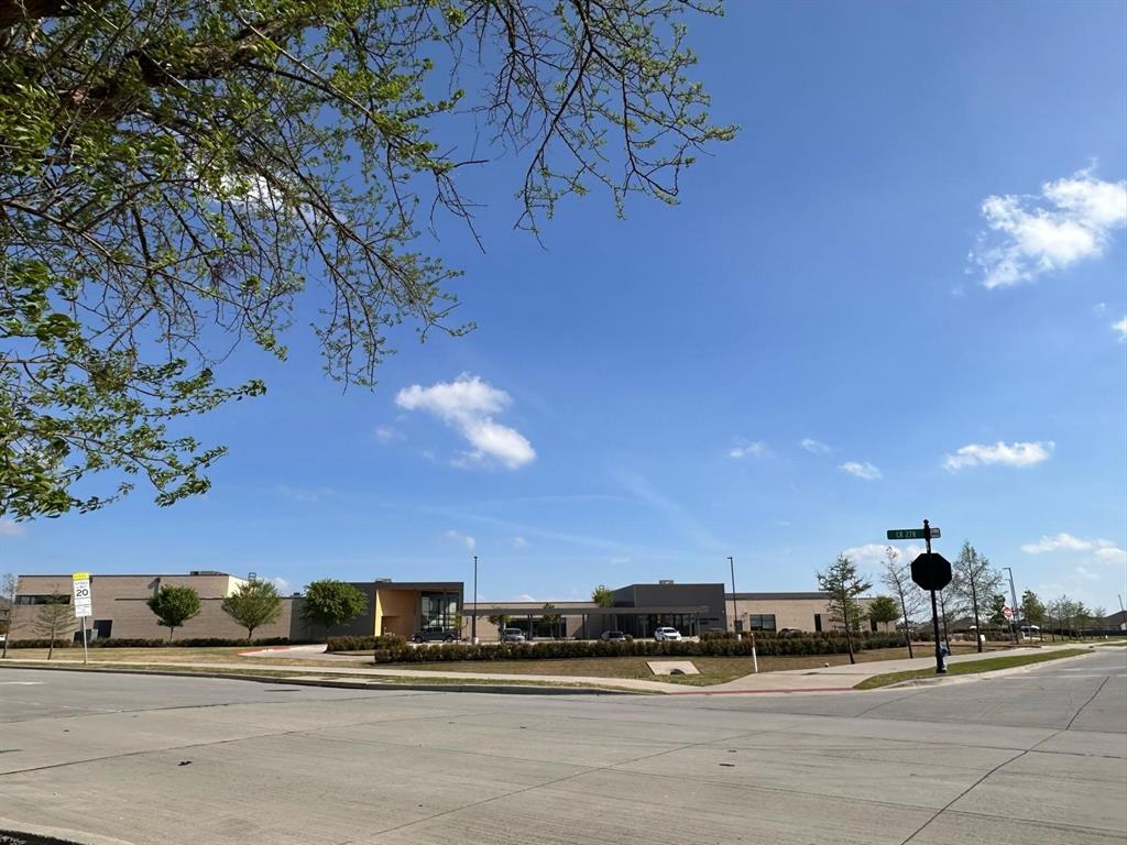 1704 Dunbrook Road McKinney, TX 75071 - Photo 2 of 17 School