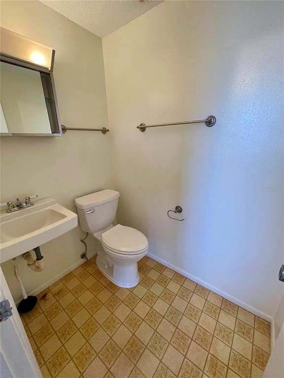619 Shore Road, Unit A Nokomis, FL 34275 - Photo 22 of 30