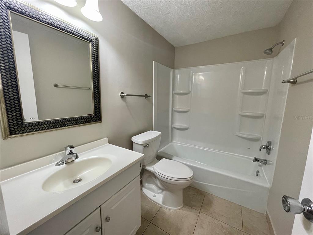 619 Shore Road, Unit A Nokomis, FL 34275 - Photo 8 of 30