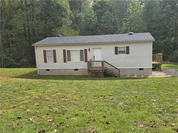 $190,000 | 1770 Arbor Grove, Roaring River, NC 28669