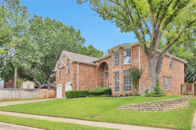 $3,895 | 3825 Misty Glen Court, Bedford, TX 76021