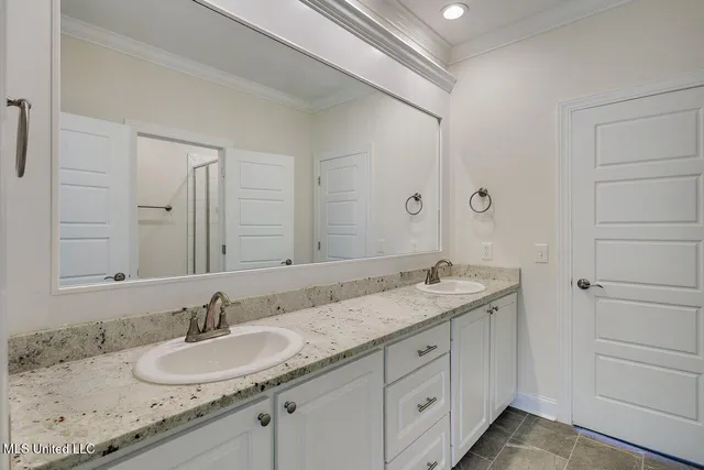 $380,000 | 123 Freeland Lane, Clinton, MS 39056