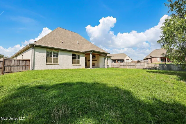 $380,000 | 123 Freeland Lane, Clinton, MS 39056