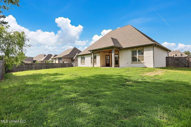 $380,000 | 123 Freeland Lane, Clinton, MS 39056