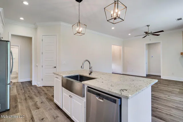 $380,000 | 123 Freeland Lane, Clinton, MS 39056