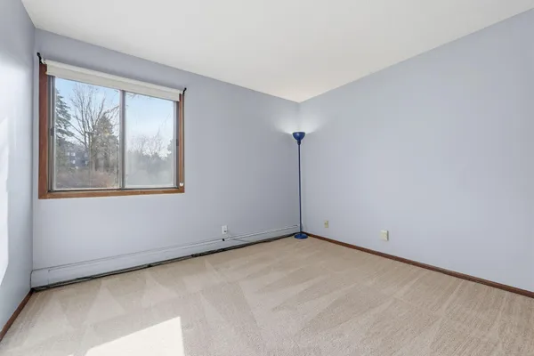 $184,999 | 11160 Anderson Lakes Parkway, Unit 115, Eden Prairie, MN 55344