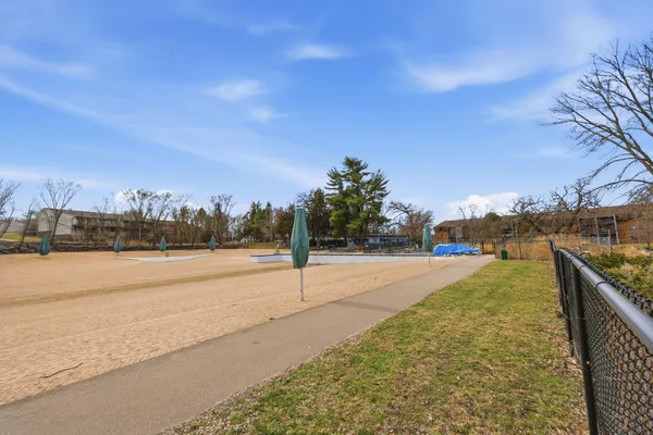 $184,999 | 11160 Anderson Lakes Parkway, Unit 115, Eden Prairie, MN 55344