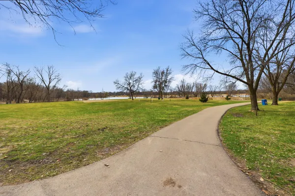 $184,999 | 11160 Anderson Lakes Parkway, Unit 115, Eden Prairie, MN 55344