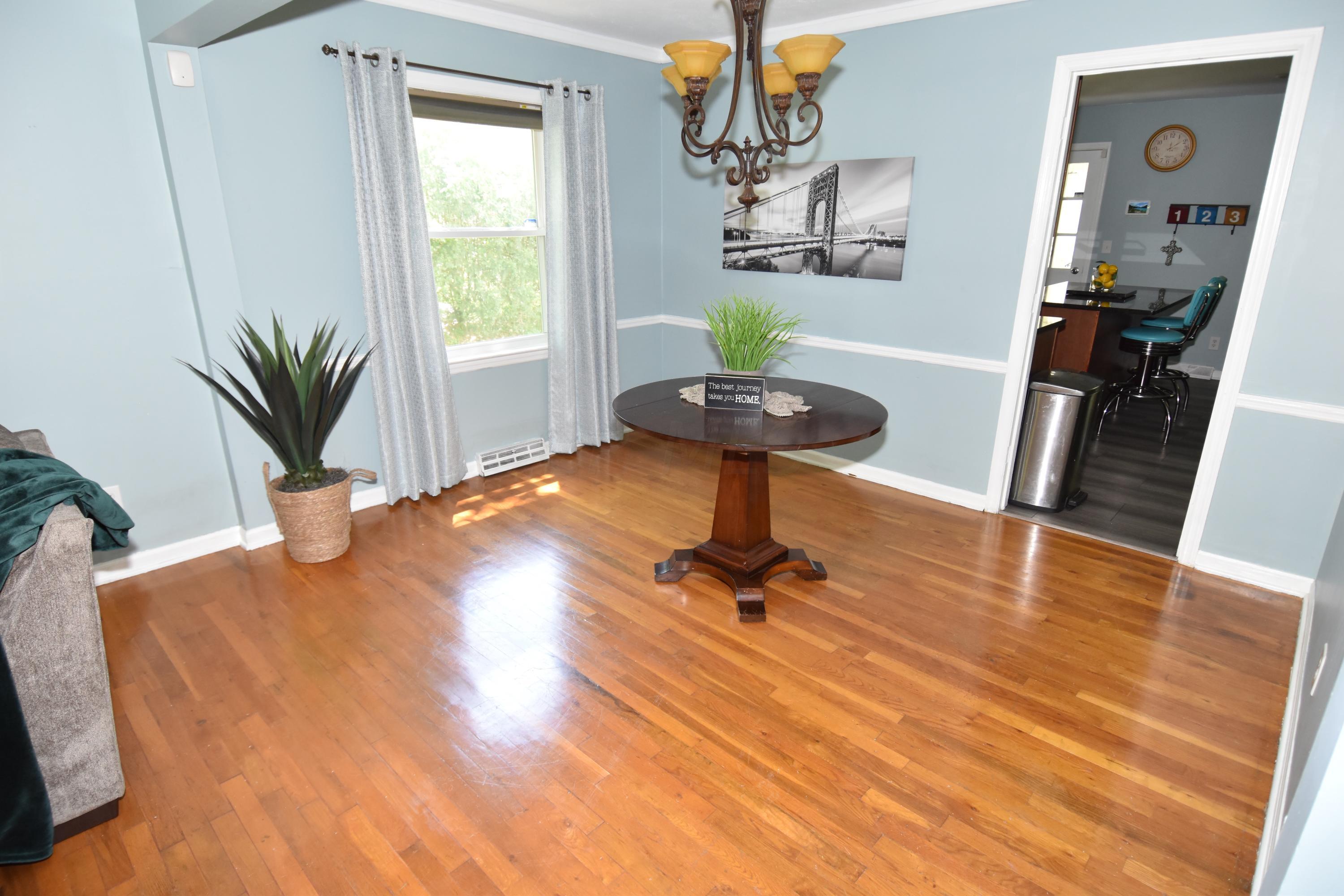 5563 Naiche Road Columbus, OH 43213 - Photo 6 of 38
