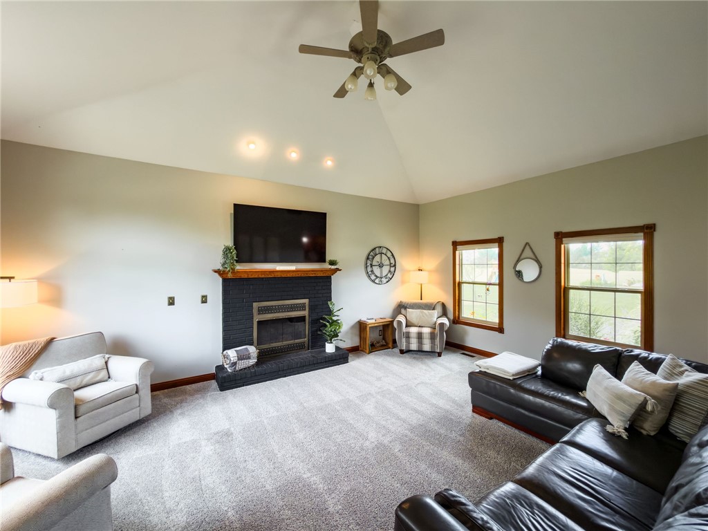 200 Tarble Road Marshall, IL 62441 - Photo 8 of 48 Gallery Image 8