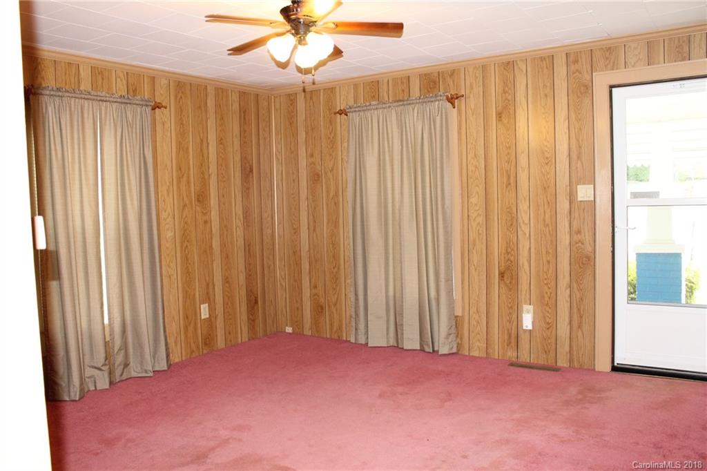 808 Ruth Avenue Kannapolis, NC 28083 - Photo 4 of 24 Gallery Image 4