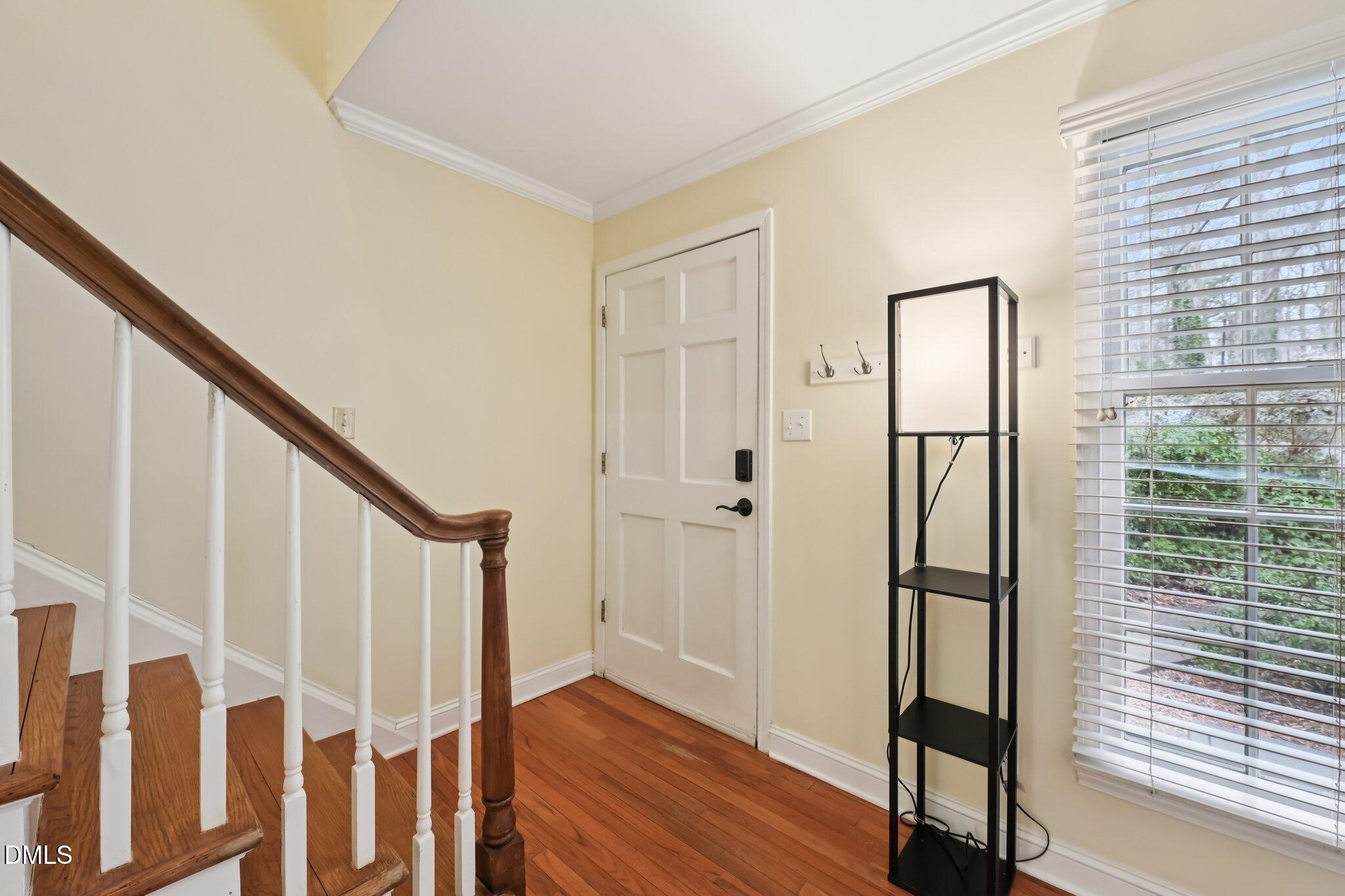 5-web-or-mls-Smith Ave 5-S2102-005
