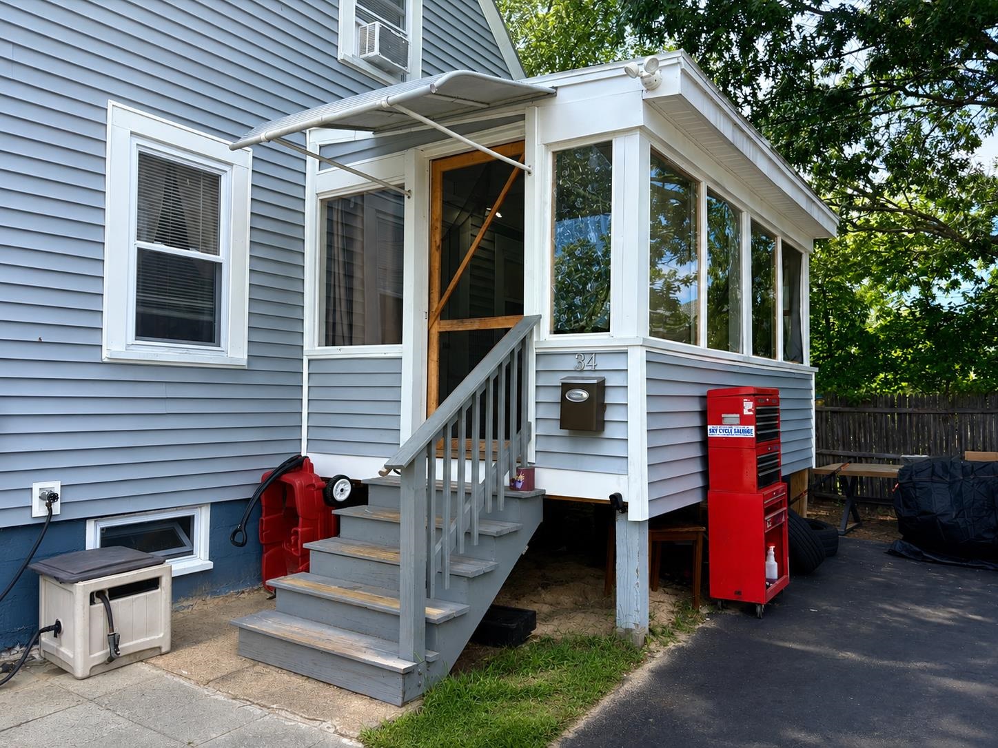 34 Alpheus Street Manchester, NH 03103 - Photo 4 of 24 Gallery Image 4