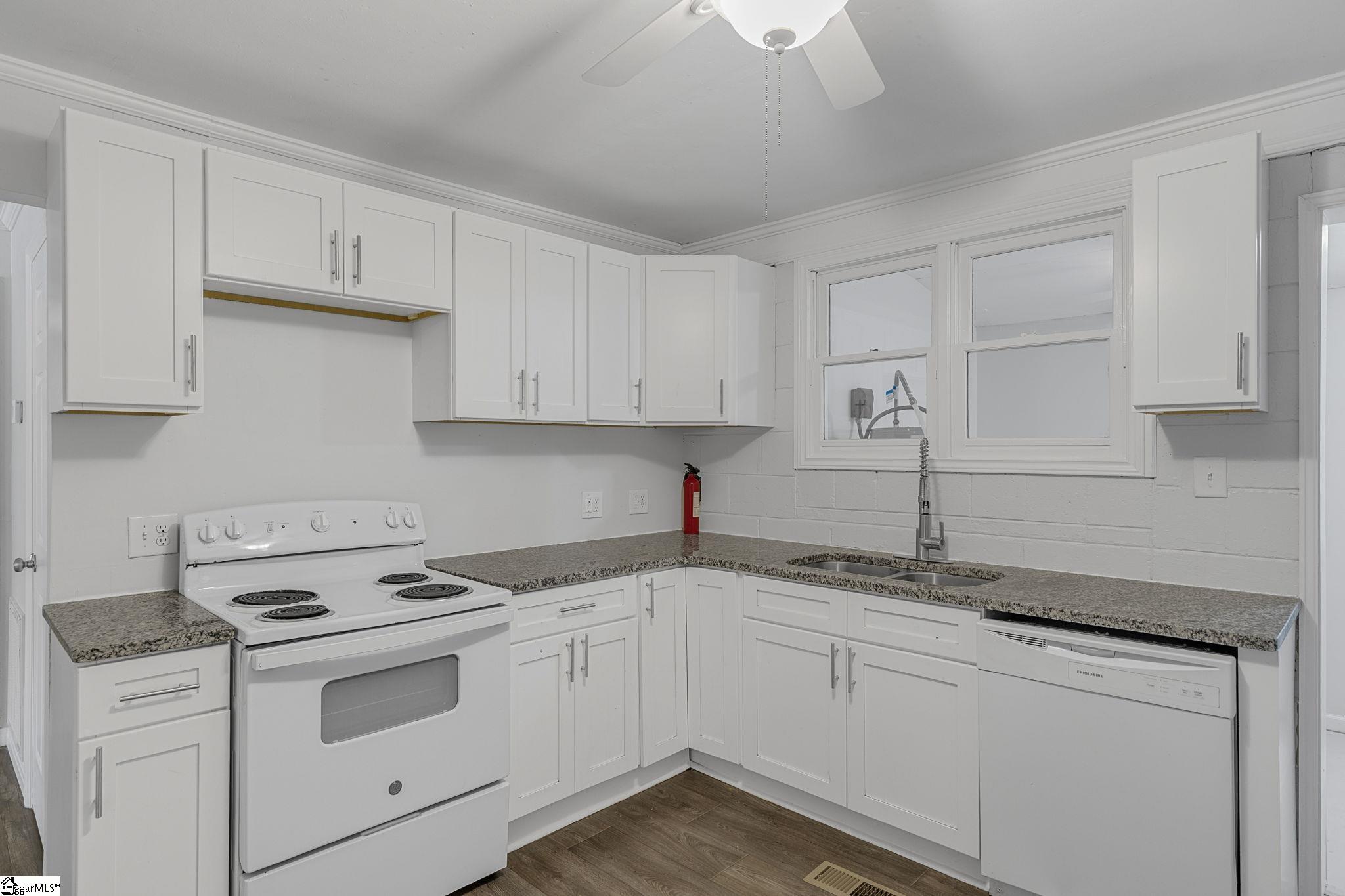 106 Hanks Drive Anderson, SC 29621 - Photo 5 of 25