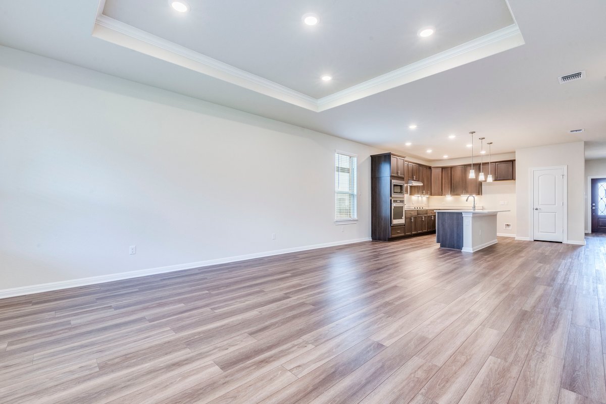 9108 Spire View Austin, TX 78744 - Photo 14 of 30