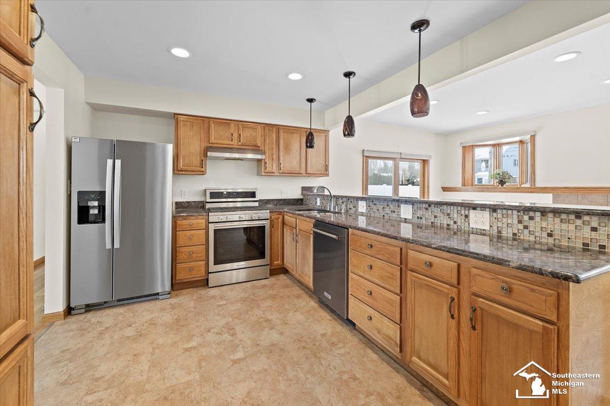 11820 Ran Street Taylor, MI 48180 - Photo 4 of 38