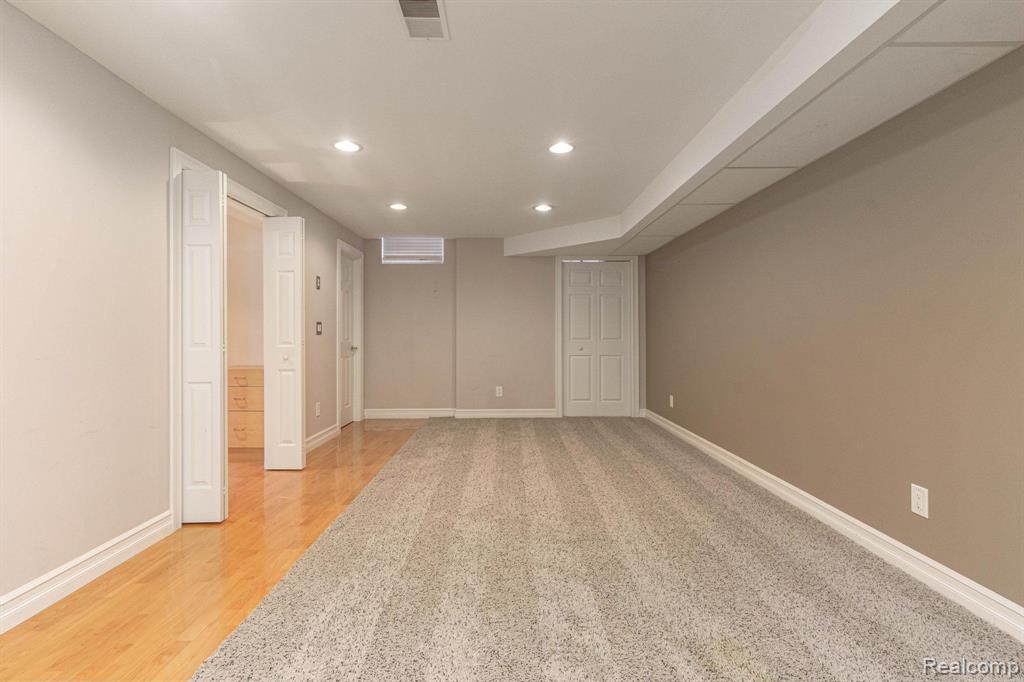 3735 Summit Ridge Drive Rochester Hills, MI 48306 - Photo 66 of 72