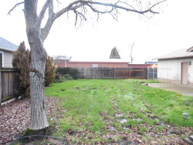 1661 Springbrook Road Medford, OR 97504 - Photo 5 of 16 Additional Photo