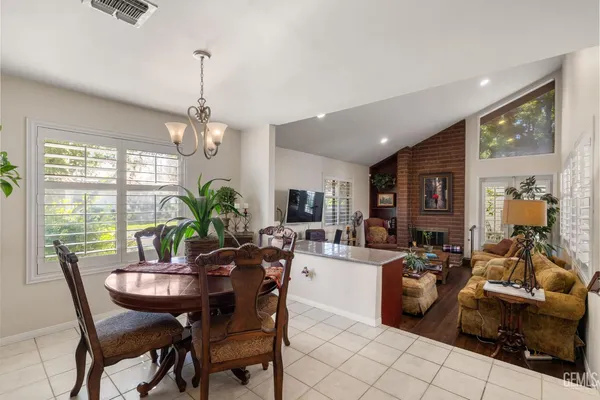 $320,000 | Undisclosed Address, Bakersfield, CA 93309