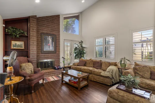 $320,000 | Undisclosed Address, Bakersfield, CA 93309